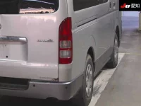 Toyota HIACE VAN лот № 20025 оценка R  с аукциона в Японии 7