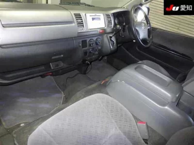 Toyota HIACE VAN  с аукциона в Японии