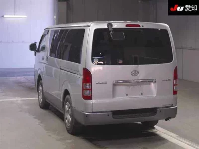 Toyota HIACE VAN  с аукциона в Японии