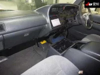 Toyota HIACE VAN лот № 4128 оценка R  с аукциона в Японии 2