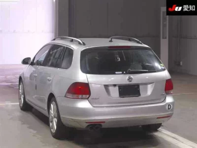 Volkswagen GOLF VARIANT