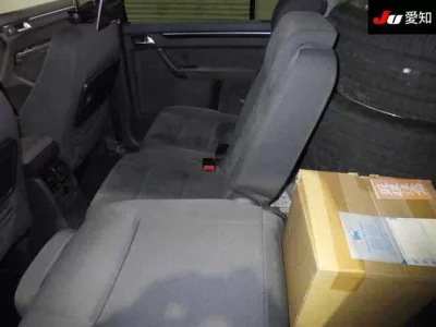 Volkswagen GOLF TOURAN