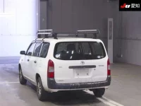 Toyota PROBOX лот № 20014 оценка R  с аукциона в Японии 1