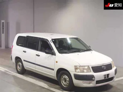 Toyota SUCCEED  с аукциона в Японии