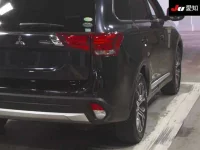 Mitsubishi OUTLANDER лот № 4101 оценка 3.5  с аукциона в Японии 7