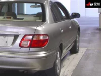 Nissan SYLPHY лот № 30140 оценка 3.5  с аукциона в Японии 7