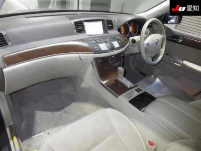 Nissan FUGA  с аукциона в Японии