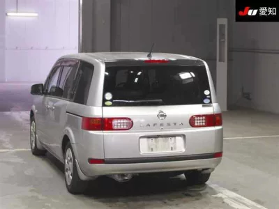 Nissan LAFESTA