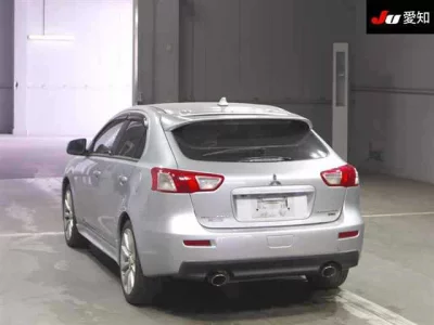 Mitsubishi GALANT FORTIS