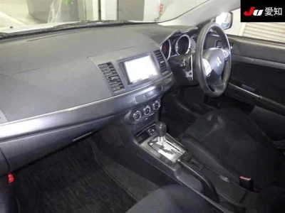 Mitsubishi GALANT FORTIS