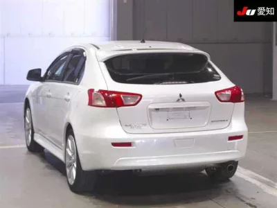 Mitsubishi GALANT FORTIS