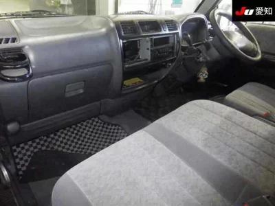 Mazda BONGO BRAWNY VAN