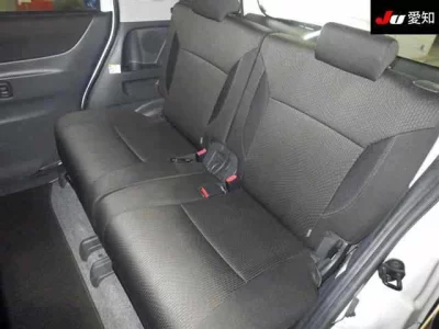 Mitsubishi DELICA D2