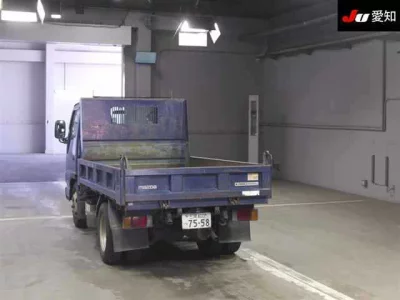 Mazda TITAN  с аукциона в Японии