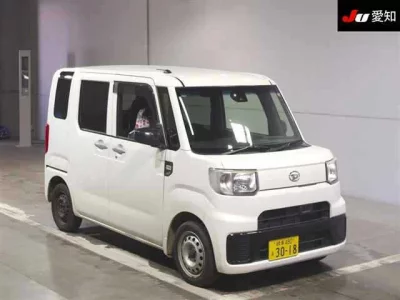 Daihatsu HIJET CADDIE