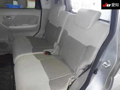 Daihatsu MOVE  с аукциона в Японии