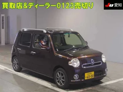 Daihatsu MIRA