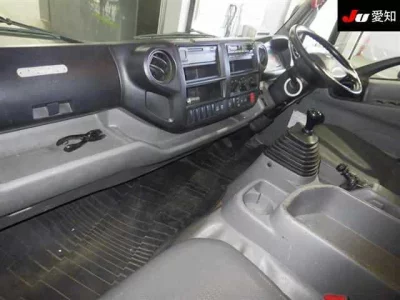 Hino DUTRO  с аукциона в Японии