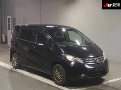 Honda FREED  с аукциона в Японии