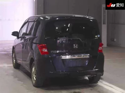 Honda FREED  с аукциона в Японии