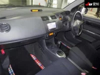 Suzuki SWIFT лот № 30091 оценка 4  с аукциона в Японии 2