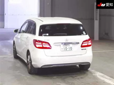 Mercedes-Benz B CLASS