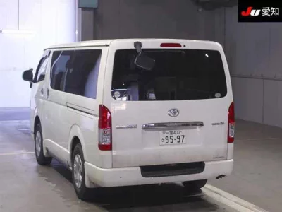 Toyota REGIUS ACE VAN