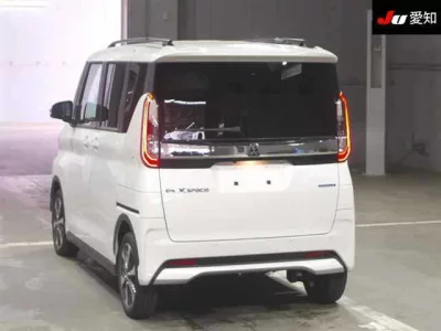 Mitsubishi EK X SPACE