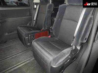 Toyota VELLFIRE  с аукциона в Японии