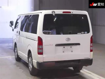 Toyota REGIUS ACE VAN