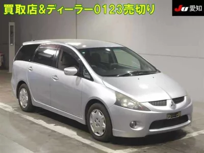 Mitsubishi GRANDIS