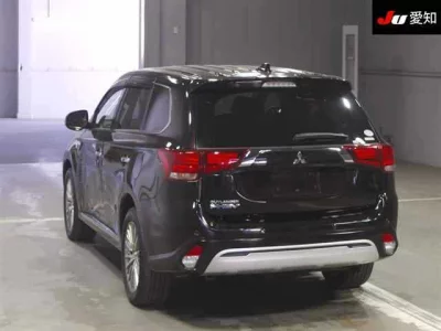 Mitsubishi OUTLANDER PHEV