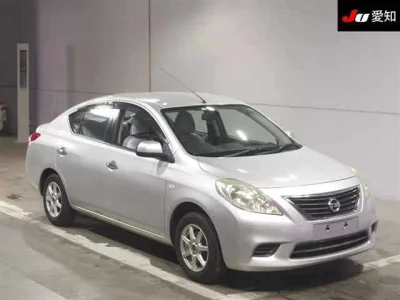 Nissan TIIDA LATIO