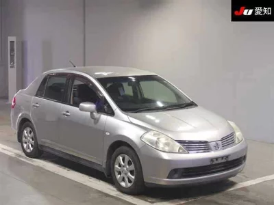Nissan TIIDA LATIO