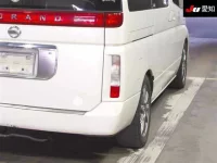 Nissan ELGRAND лот № 30217 оценка 3.5  с аукциона в Японии 7