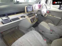 Nissan ELGRAND лот № 30217 оценка 3.5  с аукциона в Японии 2