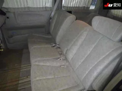 Nissan ELGRAND  с аукциона в Японии