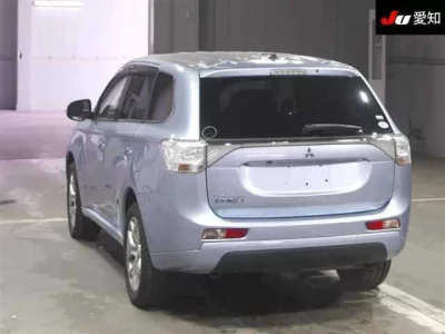 Mitsubishi OUTLANDER PHEV