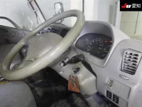 Toyota DYNA лот № 8025 оценка 3.5  с аукциона в Японии 4