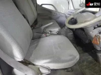 Toyota DYNA лот № 8025 оценка 3.5  с аукциона в Японии 5