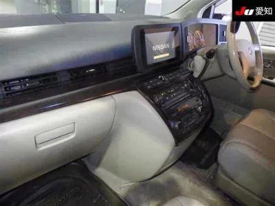 Nissan ELGRAND  с аукциона в Японии