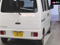 Mitsubishi MINICAB VAN лот № 207 оценка 3.5  с аукциона в Японии 7