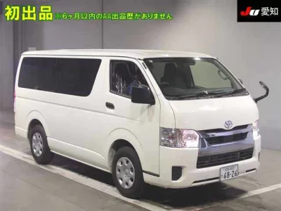 Toyota HiAce Van