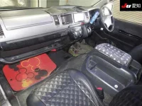 Toyota HIACE VAN лот № 7061 оценка 3.5  с аукциона в Японии 2