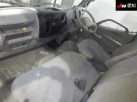 Hino DUTRO лот № 7063 оценка 3  с аукциона в Японии 2