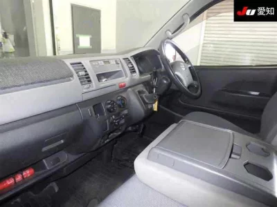 Toyota REGIUS ACE VAN