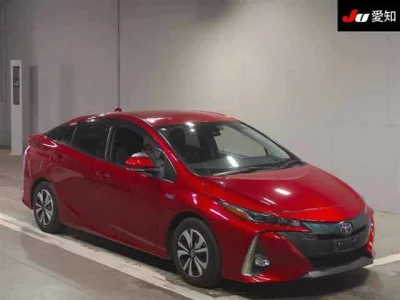 Toyota Prius PHV