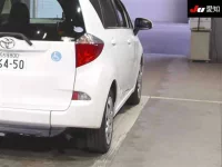 Toyota RACTIS лот № 1019 оценка 3.5  с аукциона в Японии 7