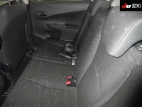 Toyota RACTIS лот № 3076 оценка R  с аукциона в Японии 3