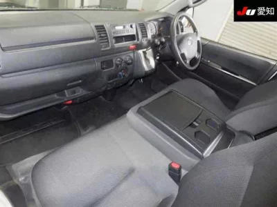 Toyota REGIUS ACE VAN